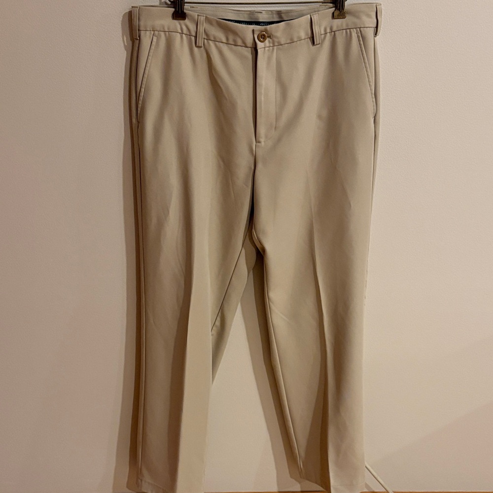 Izod Men's Khaki Chinos
